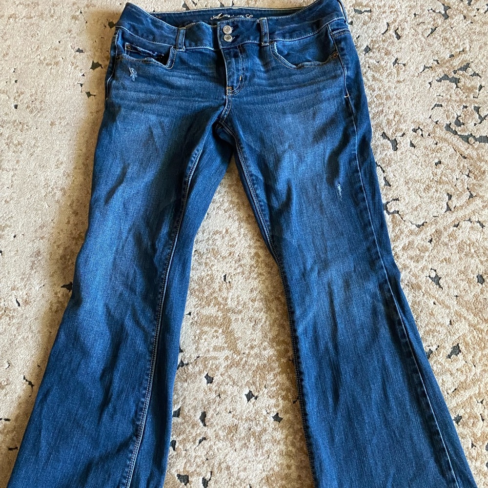 American Eagle Artist - size 10 short
